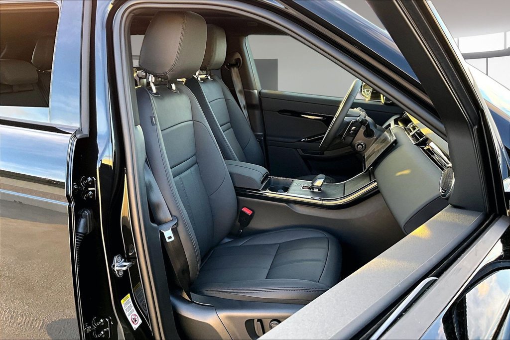 New 2026 Land Rover Range Rover Evoque S AWD/4WD image 11