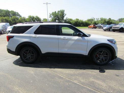 New 2026 Ford Explorer ST w/ Sun And Sound Package AWD/4WD image 11