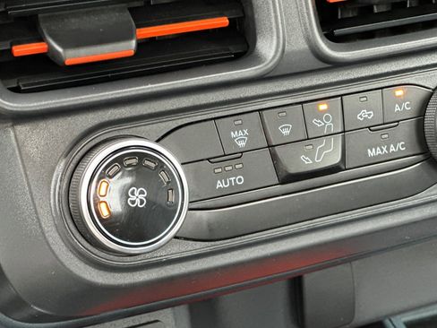 Used 2024 Ford Maverick XLT image 29