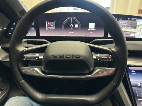 Used 2024 Lucid Air Touring image 24