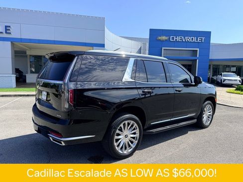 Used 2022 Cadillac Escalade Premium Luxury AWD/4WD image 24