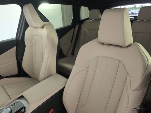 Used 2026 BMW X3 xDrive30 w/ M Sport Package image 21