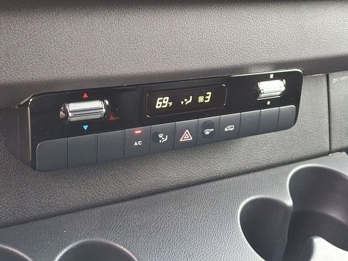 New 2025 Mercedes-Benz Sprinter 2500 image 17