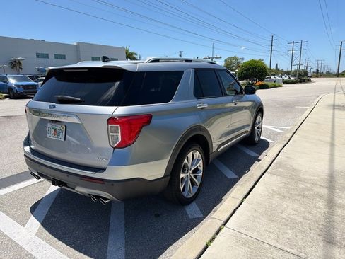 Used 2021 Ford Explorer Platinum w/ Equipment Group 601A AWD/4WD image 5