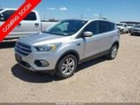 Used 2017 Ford Escape SE AWD/4WD image 2