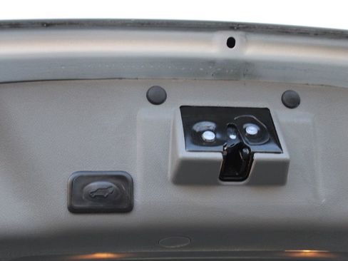 Used 2016 GMC Acadia SLT w/ Open Road Package image 27