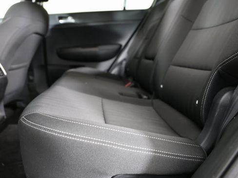 Used 2020 Kia Sportage LX image 2