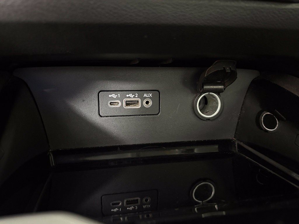 Used 2024 Nissan Altima 2.5 SV FWD image 26