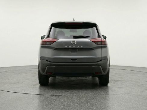 Used 2025 Nissan Rogue SV FWD image 7