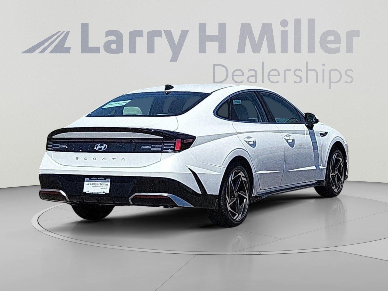 New 2026 Hyundai Sonata SEL FWD image 13
