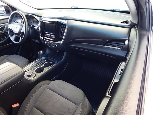 Used 2020 Chevrolet Traverse LS image 20