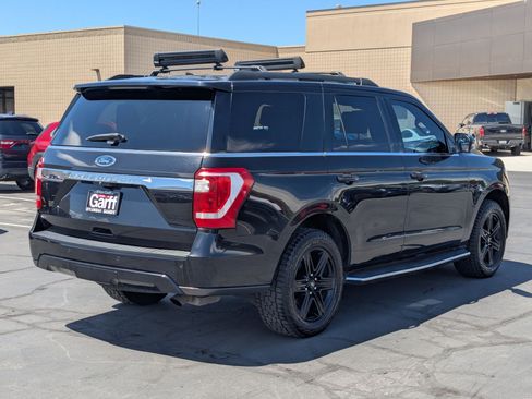 Used 2020 Ford Expedition XLT w/ Equipment Group 202A AWD/4WD image 3