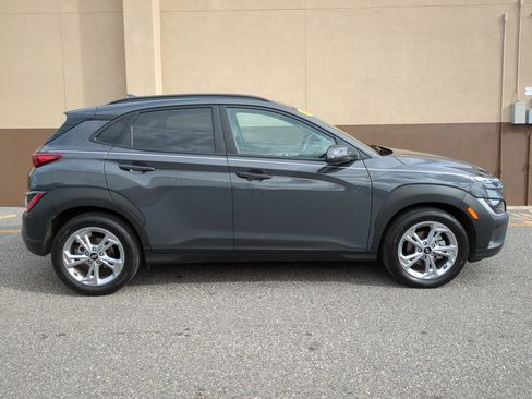 Certified 2023 Hyundai Kona SEL w/ Convenience Package image 3