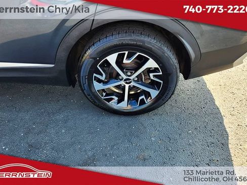 Used 2023 Kia Sportage EX AWD/4WD image 25