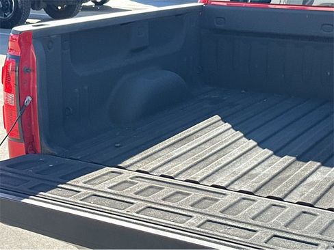 Used 2014 GMC Sierra 1500 SLT w/ SLT Crew Cab Value Package image 19