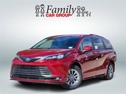 New 2025 Toyota Sienna XLE