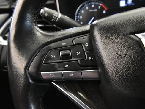 Used 2023 Cadillac XT6 Premium Luxury image 28