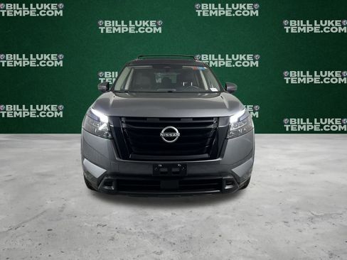 Used 2024 Nissan Pathfinder SV w/ Black Appearance Package image 10