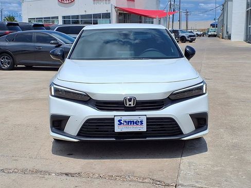 Used 2024 Honda Civic Sport image 3