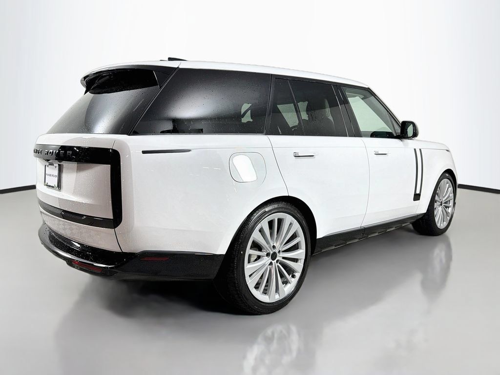 New 2026 Land Rover Range Rover SE AWD/4WD image 5
