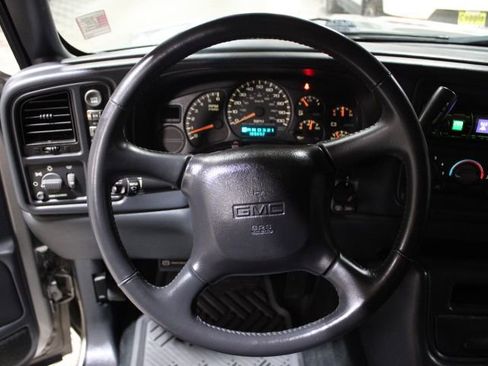 Used 2001 GMC Sierra 1500 4x4 Extended Cab w/ Convenience Plus Group image 30