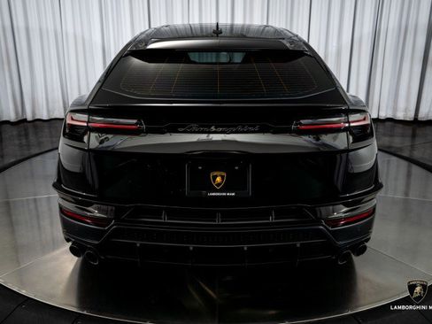 Used 2024 Lamborghini Urus S image 17