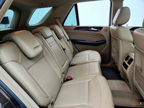 Used 2014 Mercedes-Benz ML 350 ML 350 w/ Premium 1 Package image 26