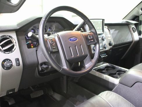 Used 2015 Ford F350 Lariat image 10
