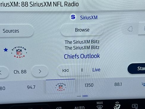 New 2026 Ford Maverick XLT w/ XLT Luxury Package image 25