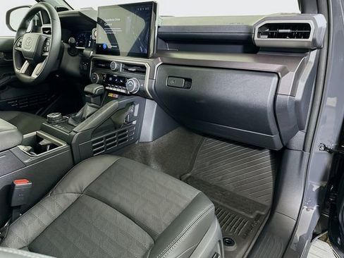 Certified 2025 Toyota 4Runner TRD Off-Road Premium w/ Tow Technology Package image 29