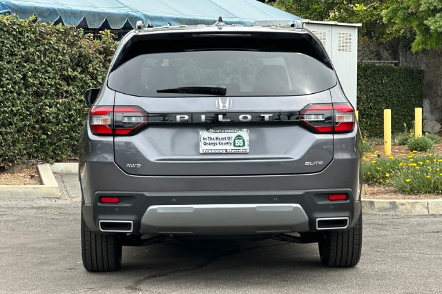 New 2026 Honda Pilot Elite image 5