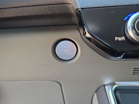New 2026 Kia Carnival EX FWD image 28