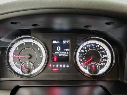 Used 2019 RAM 1500 Express AWD/4WD image 11