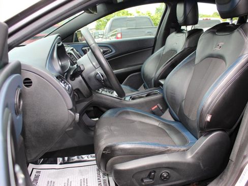 Used 2016 Chrysler 200 S AWD/4WD image 12