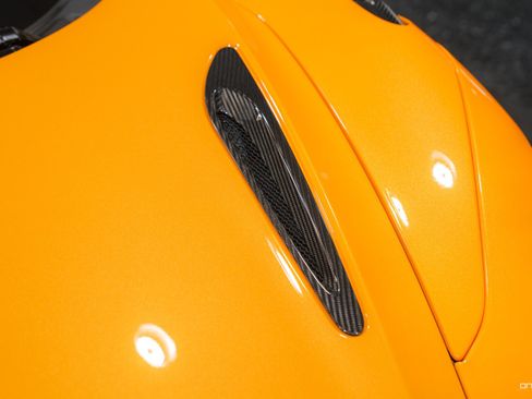 Used 2021 McLaren 765LT RWD image 21