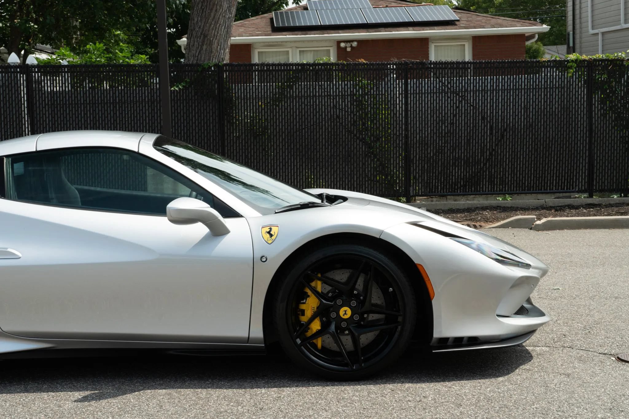 Used 2022 Ferrari F8 Tributo RWD image 51