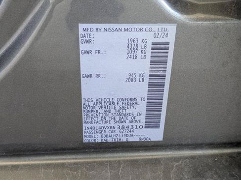 Used 2024 Nissan Altima 2.5 SV FWD image 15