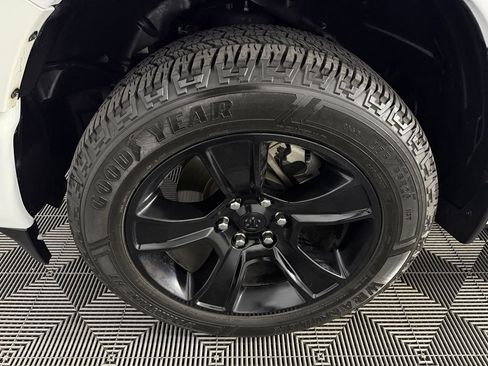 Used 2022 RAM 1500 Big Horn AWD/4WD image 12