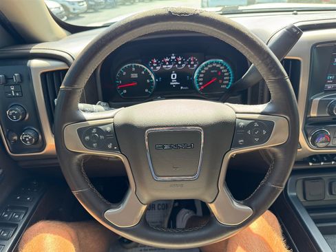 Used 2017 GMC Sierra 1500 Denali w/ Denali Ultimate Package image 11