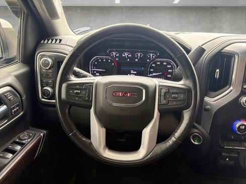 Used 2021 GMC Sierra 1500 SLT w/ X31 Off-Road Package AWD/4WD image 21