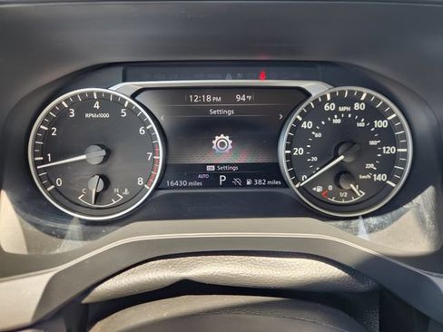 Used 2025 Nissan Pathfinder S AWD/4WD image 15