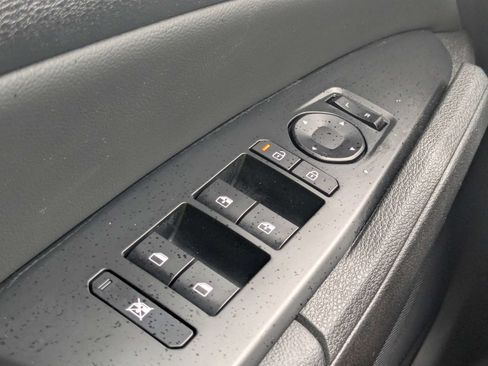 Certified 2026 Kia Sportage EX FWD image 28