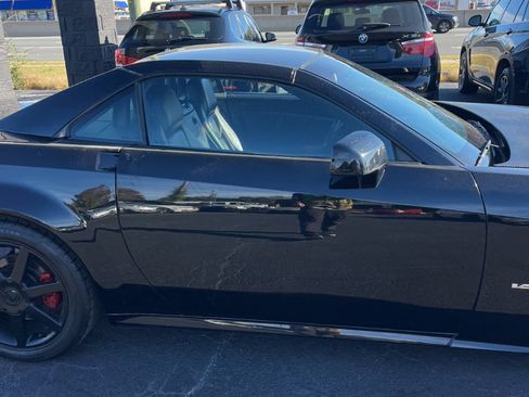 Used 2004 Cadillac XLR image 37