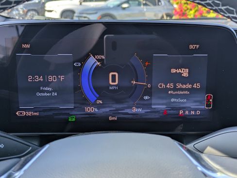 Used 2026 Chevrolet Equinox EV LT image 20