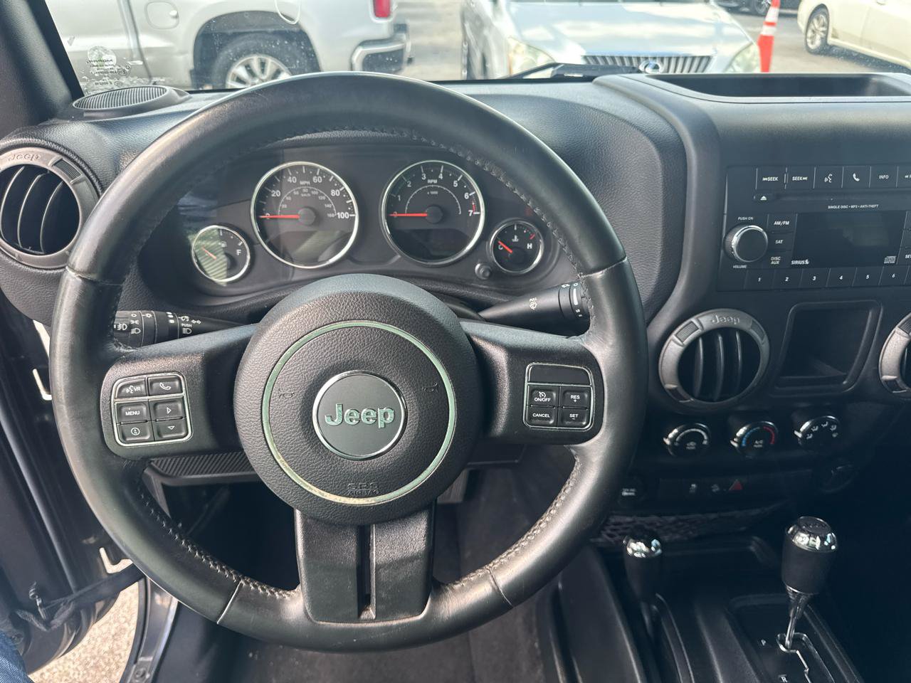 Used 2016 Jeep Wrangler Unlimited Sport w/ Connectivity Group AWD/4WD image 10