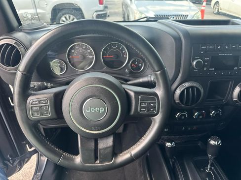 Used 2016 Jeep Wrangler Unlimited Sport w/ Connectivity Group AWD/4WD image 10