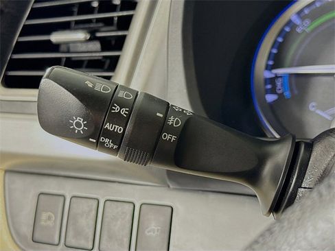 Used 2019 Toyota Highlander Limited image 15