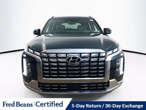 Used 2025 Hyundai Palisade Calligraphy image 2