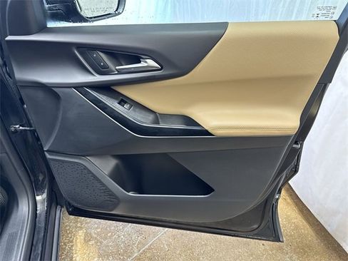 Used 2026 Chevrolet Equinox ACTIV w/ LPO, Floor Liner Package image 28