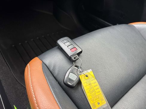 Certified 2016 Toyota RAV4 SE image 25